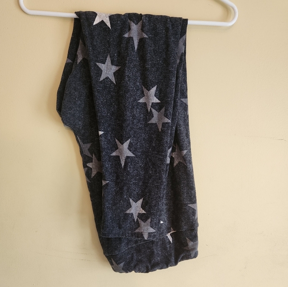 Lularoe - Picture 1 of 2